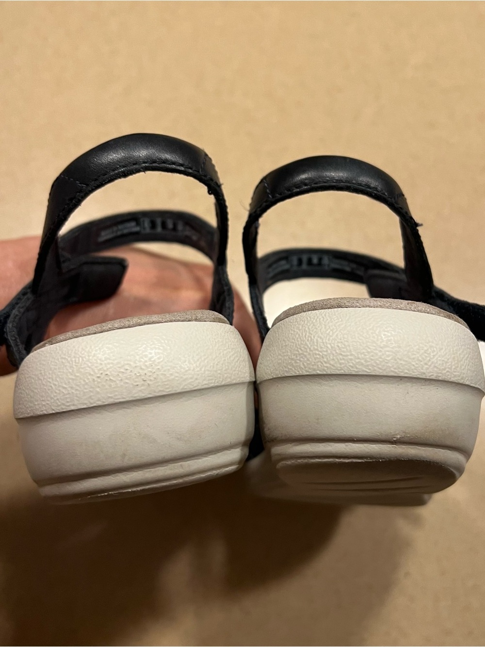 Clark’s “Alexis Shine” navy women’s leather sandals size 8 - Picture 5 of 8